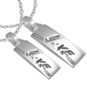 "Steel" halsk�der til par.