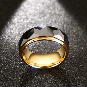 Tungsten ring med glimt.