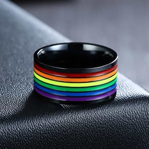 Wide pride ring i stål.