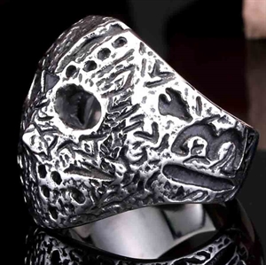 Bikerring skull