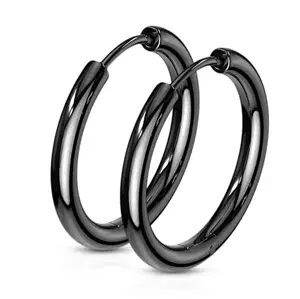 Blackcoatet Ørering i ædelstål 18mm