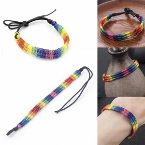 LGBT+ armbånd i friske farver.