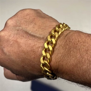Mat golden square armbånd i ædelstål / 1,2 cm