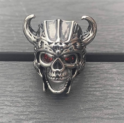Viking Skullring i  ædelstål.